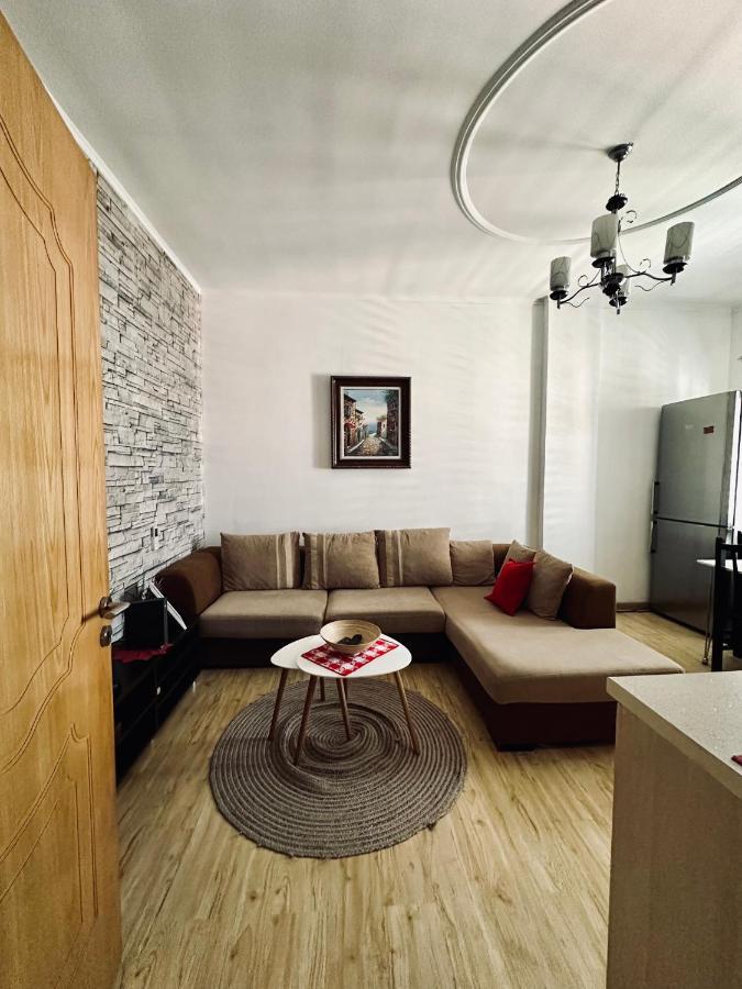 Sleepin Shkoder Apartment Exterior photo
