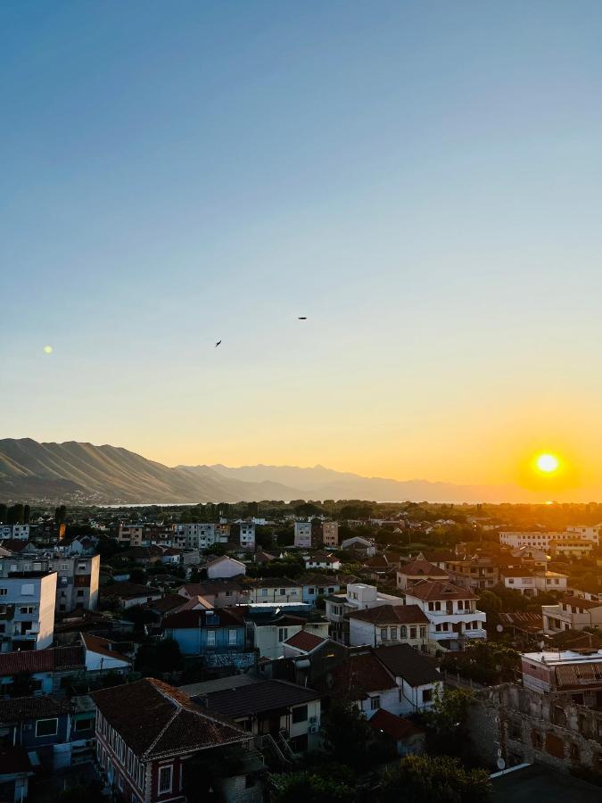 Sleepin Shkoder Apartment Exterior photo